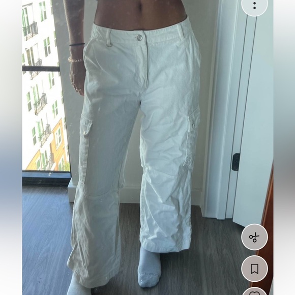 Women's White Cargo Wide-Leg Pants - Picture 2 of 4